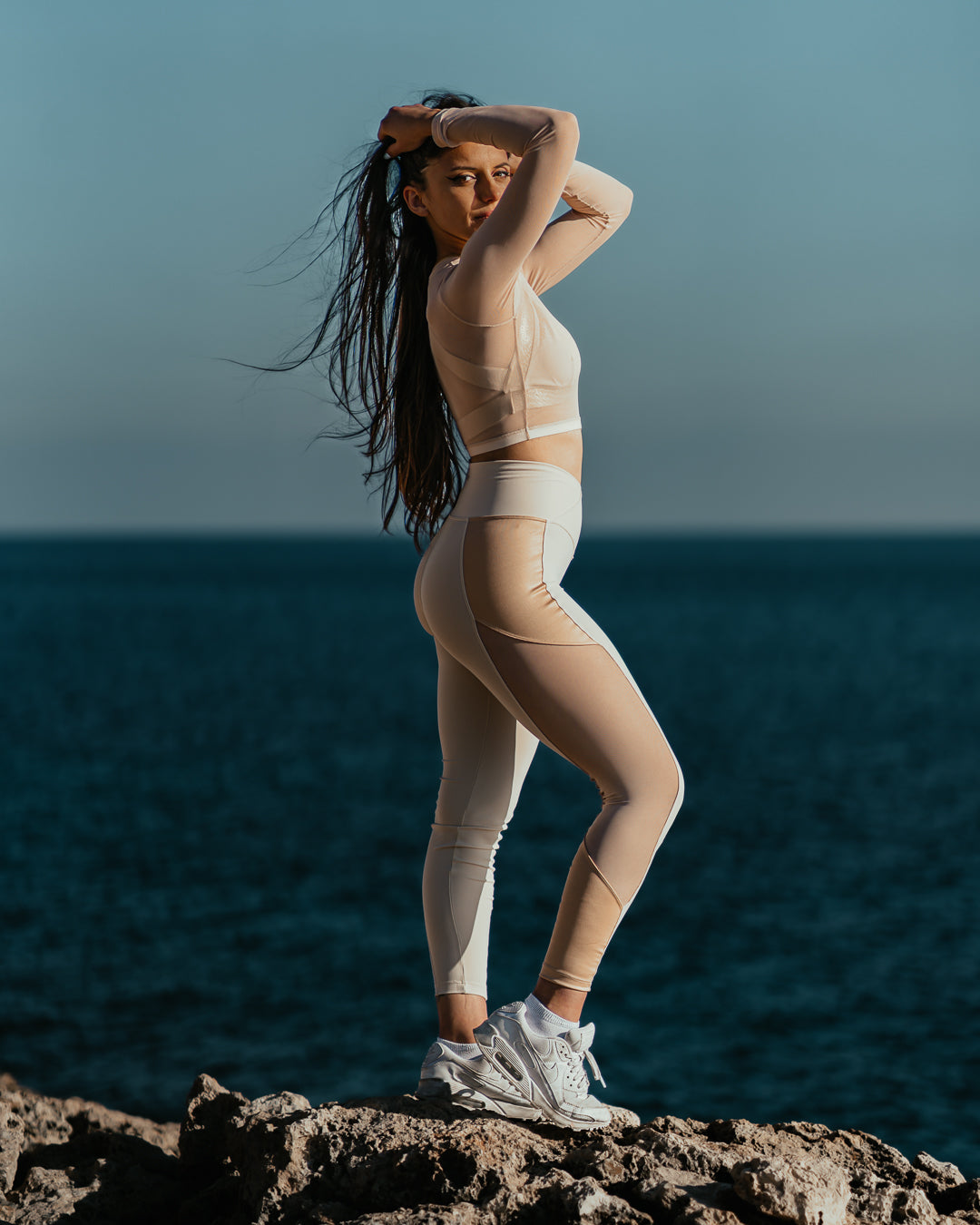 ★ 𝗠𝗘𝗦𝗛 𝗟𝗘𝗚𝗚𝗜𝗡𝗦 ★